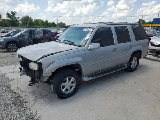 2000 GMC Denali
