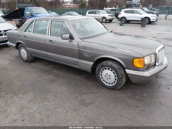 1986 Mercedes-Benz 300 Series 300SDL