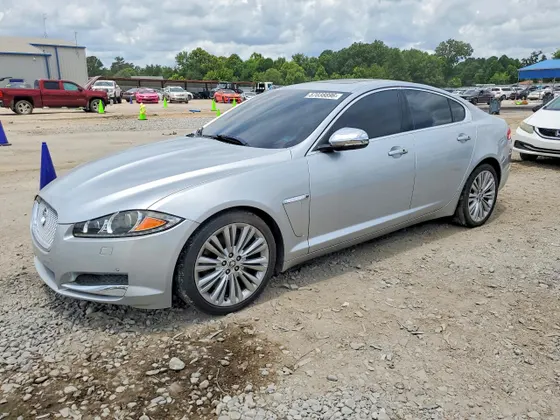 2012 Jaguar XF Portfolio