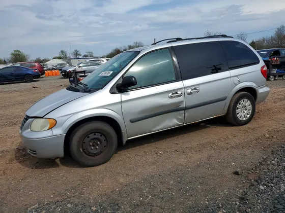 2006 Chrysler Town & Country SWB TOWN & COUNTRY