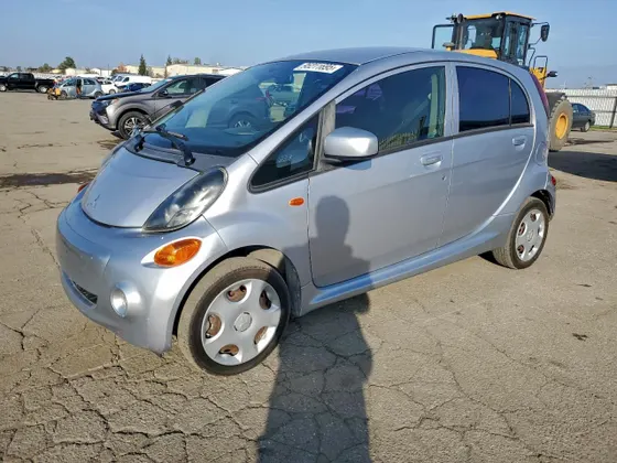 2012 Mitsubishi i-MiEV ES