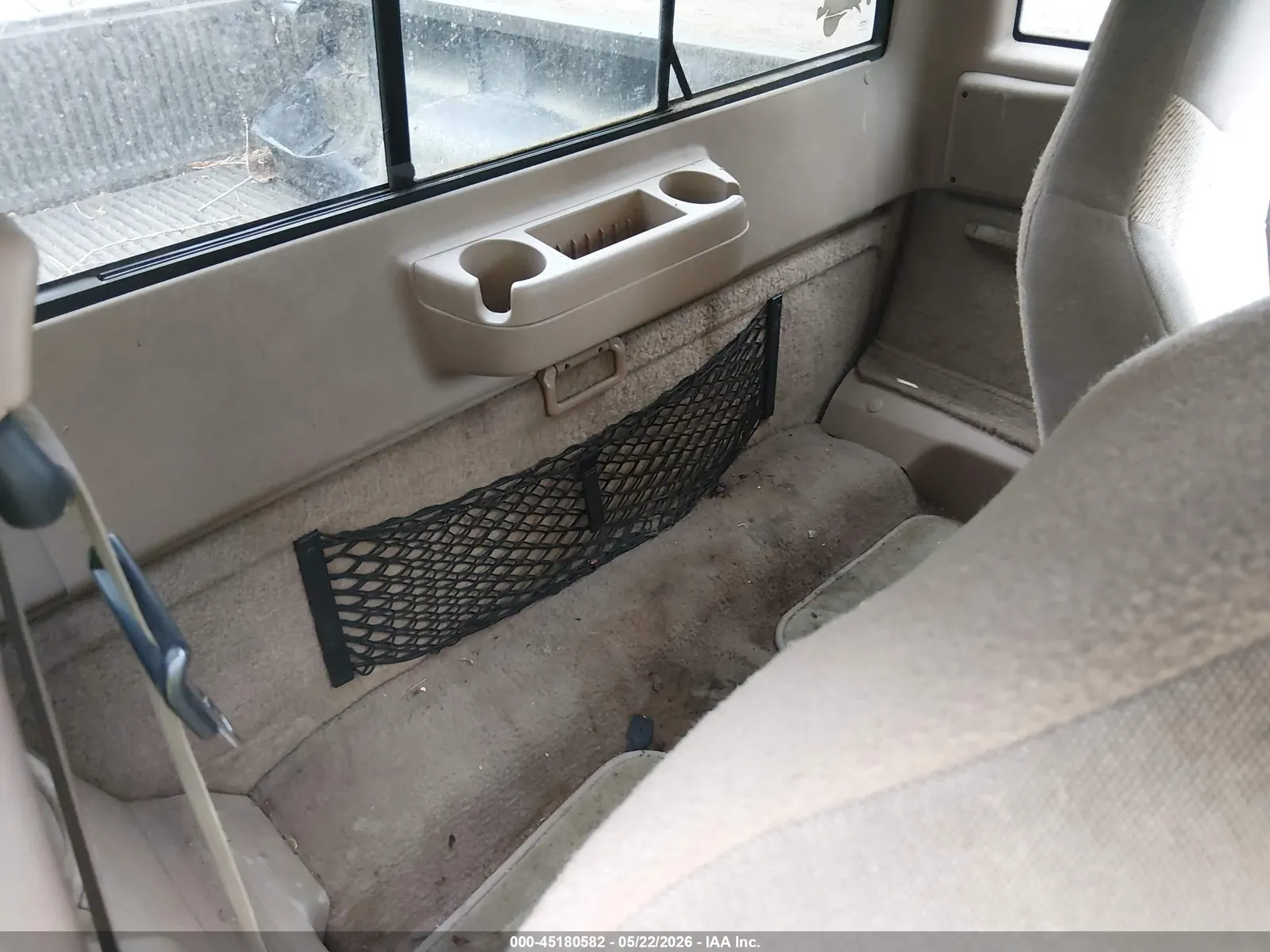 1998 Mazda B-Series 4WD Truck SE