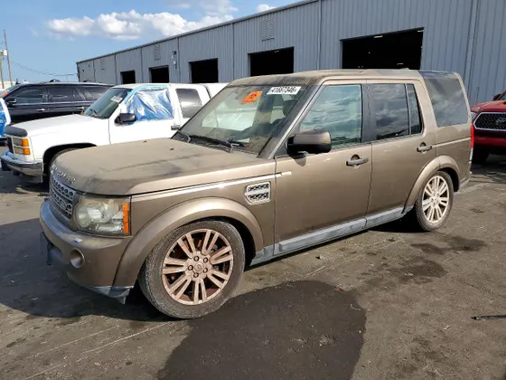 2011 Land Rover LR4 LUX
