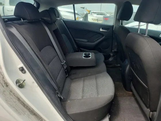 2017 Kia Forte5 LX