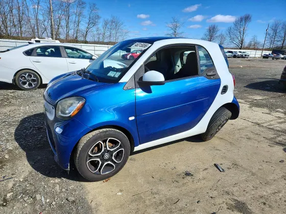 2016 smart fortwo Prime