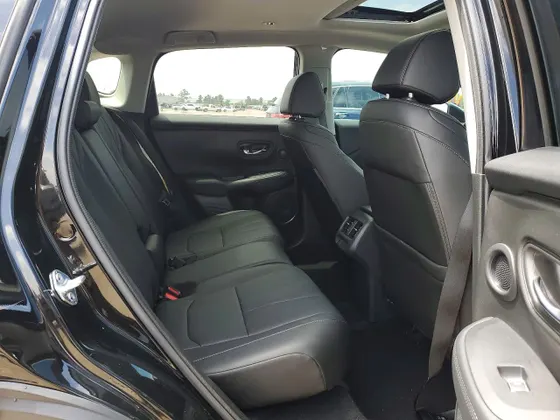 2025 Acura ADX