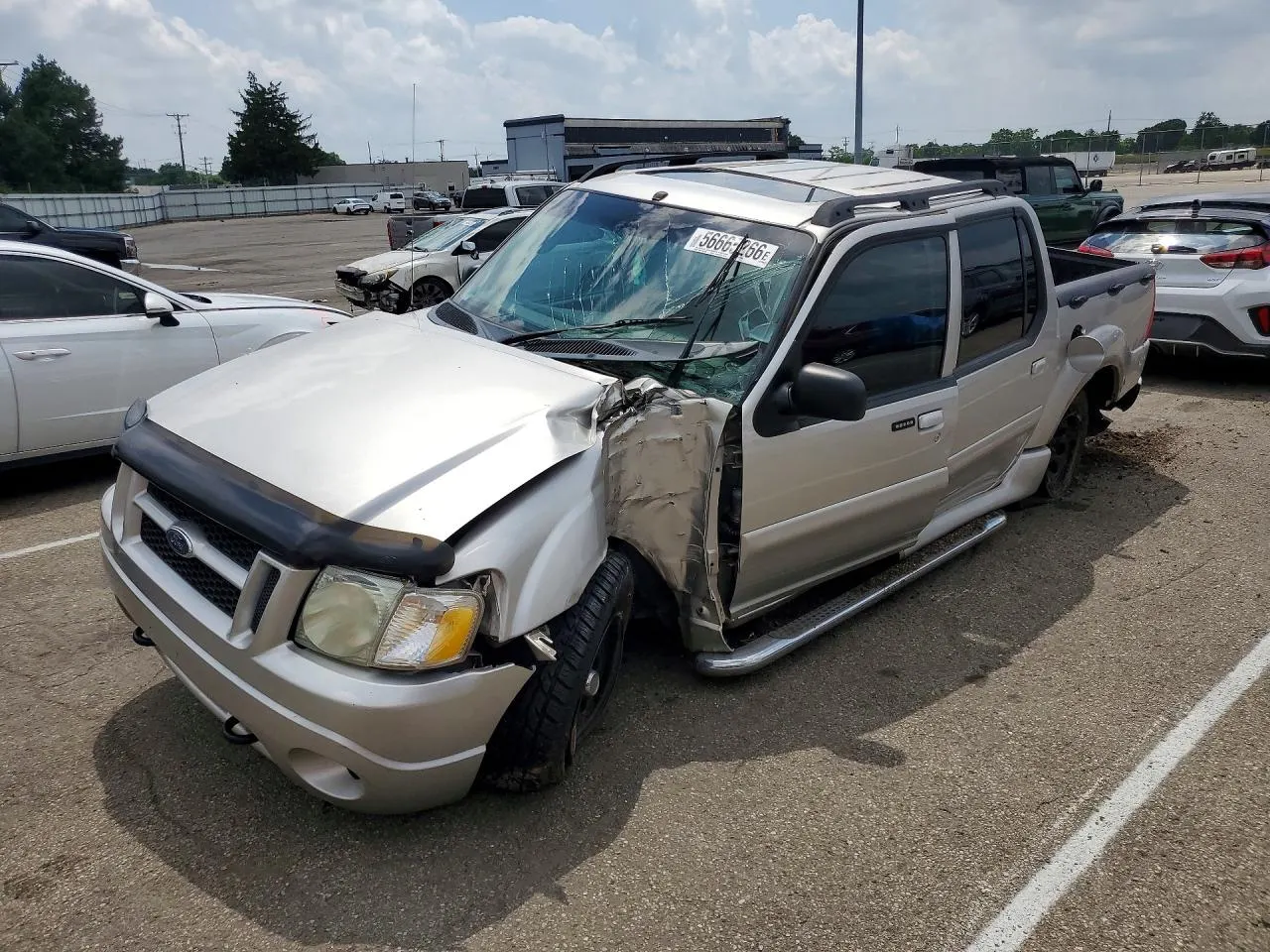 2005 Ford Explorer Sport Trac XLS