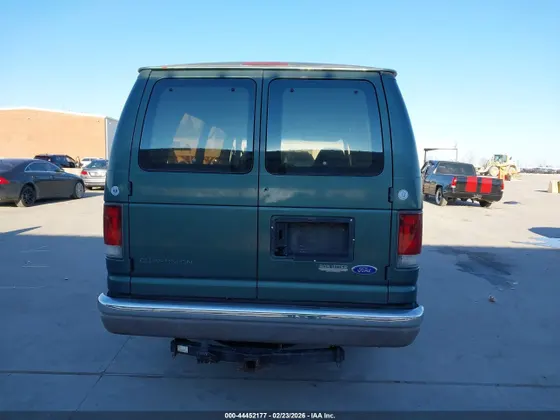 1995 Ford Club Wagon XL
