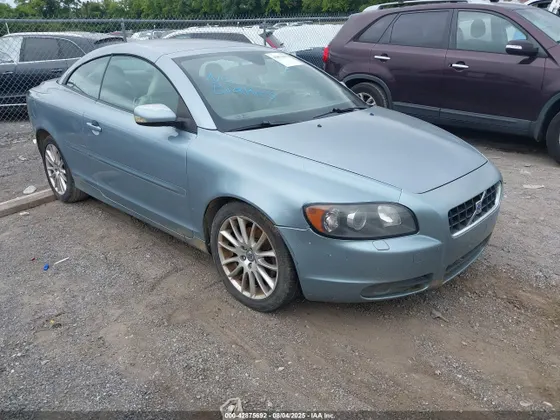 2006 Volvo C70 T5