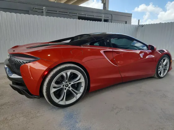 2023 McLaren Artura