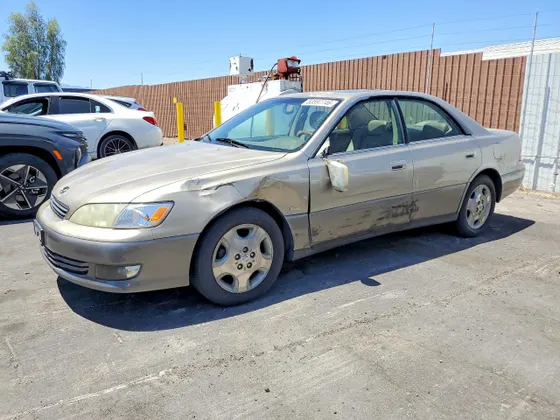 2000 Lexus ES 300