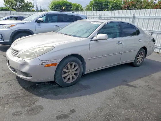 2004 Lexus ES 330 ES
