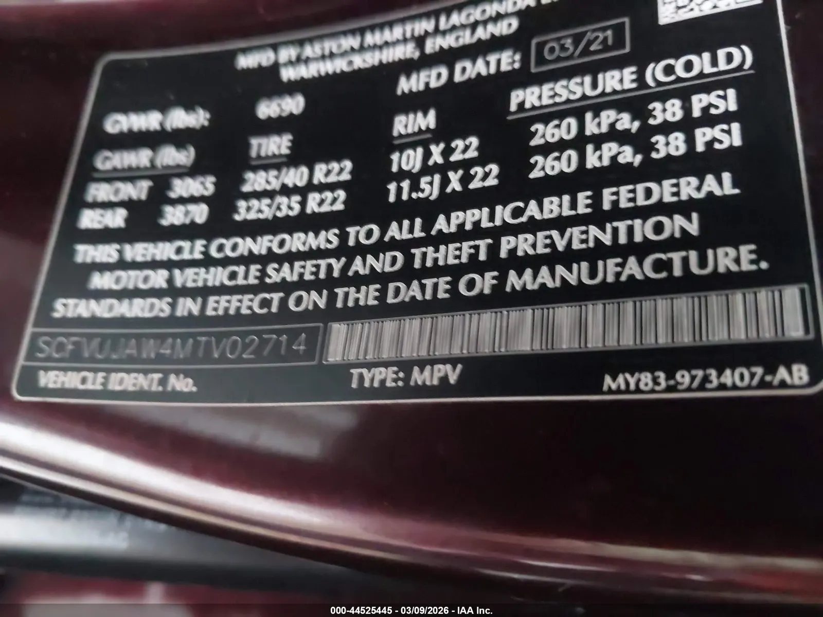 2021 Aston Martin DBX