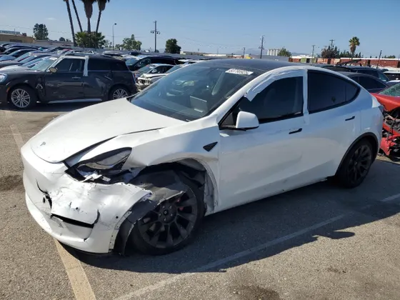 2020 Tesla Model Y Long Range