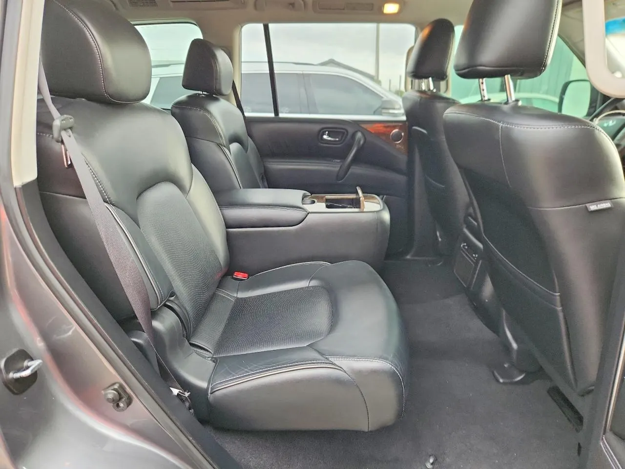 2017 INFINITI QX80