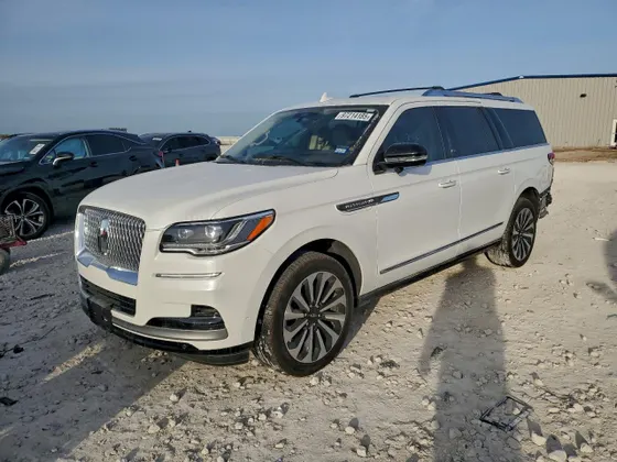 2024 Lincoln Navigator L Reserve