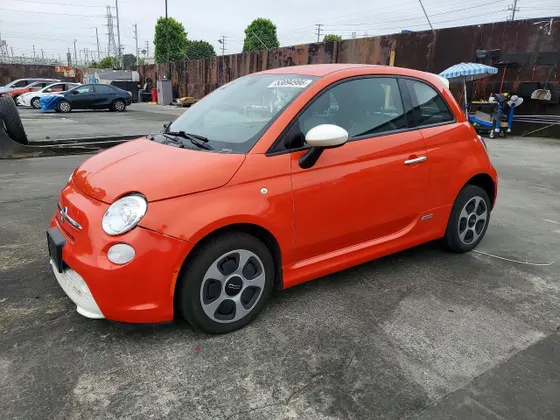 2017 FIAT 500e 500