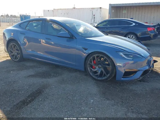 2026 Tesla Model S Plaid