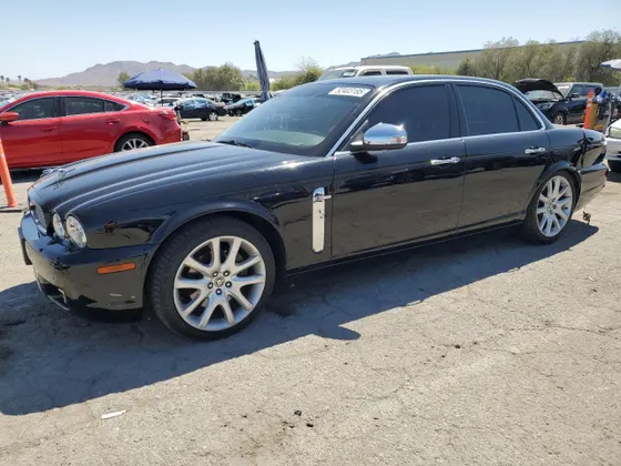 2009 Jaguar XJ Series XJ8