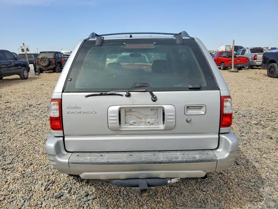 2002 Isuzu Rodeo S