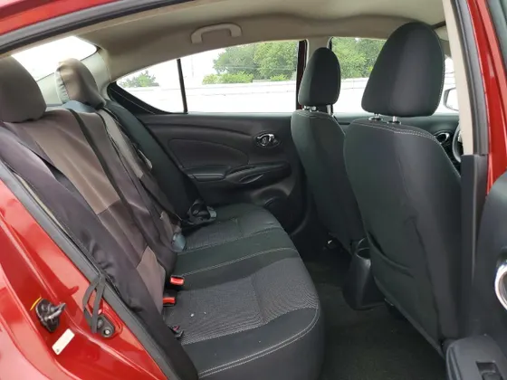 2017 Nissan Versa Sedan SV
