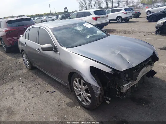 2012 INFINITI G37 Sedan x