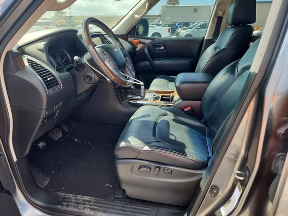 2017 INFINITI QX80