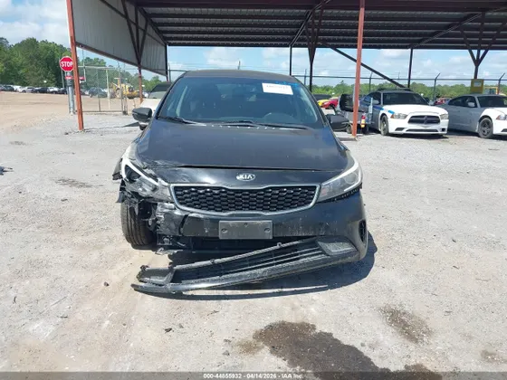 2017 Kia Forte5 LX