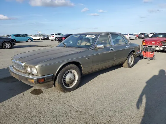 1989 Jaguar XJ VANDENPLAS