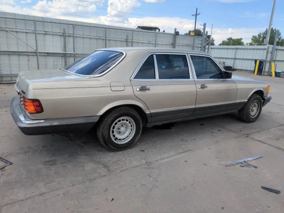 1985 Mercedes-Benz 500 Series 500SEL