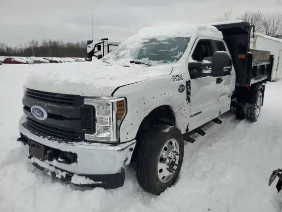 2019 Ford F-550 SUPER DUTY