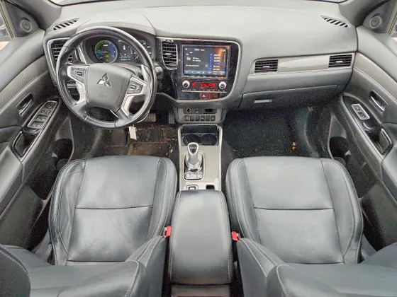 2022 Mitsubishi Outlander PHEV SEL