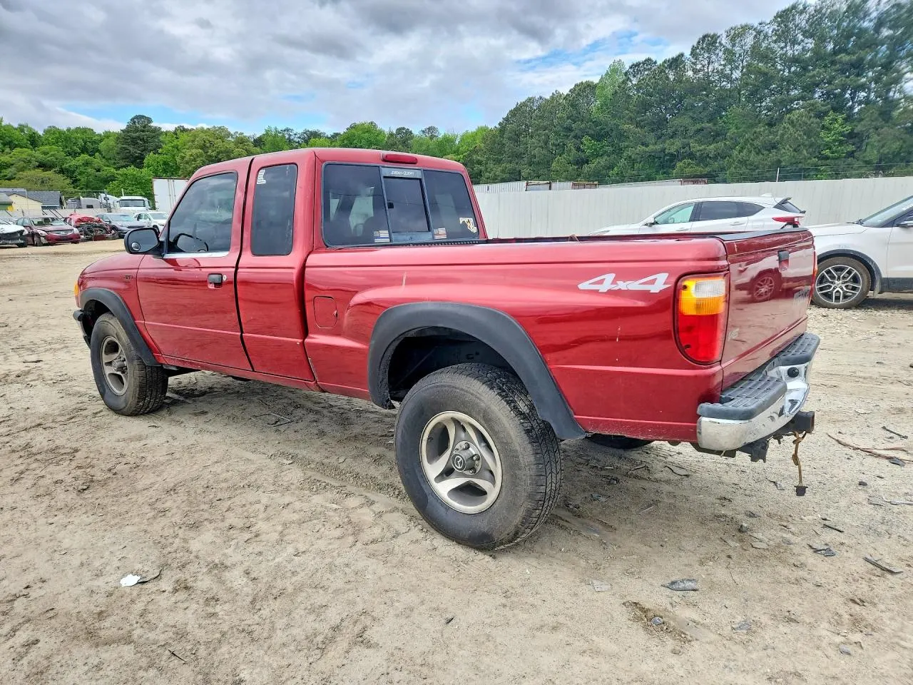 2004 Mazda B-Series 4WD Truck SE