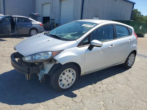2017 Ford Fiesta S