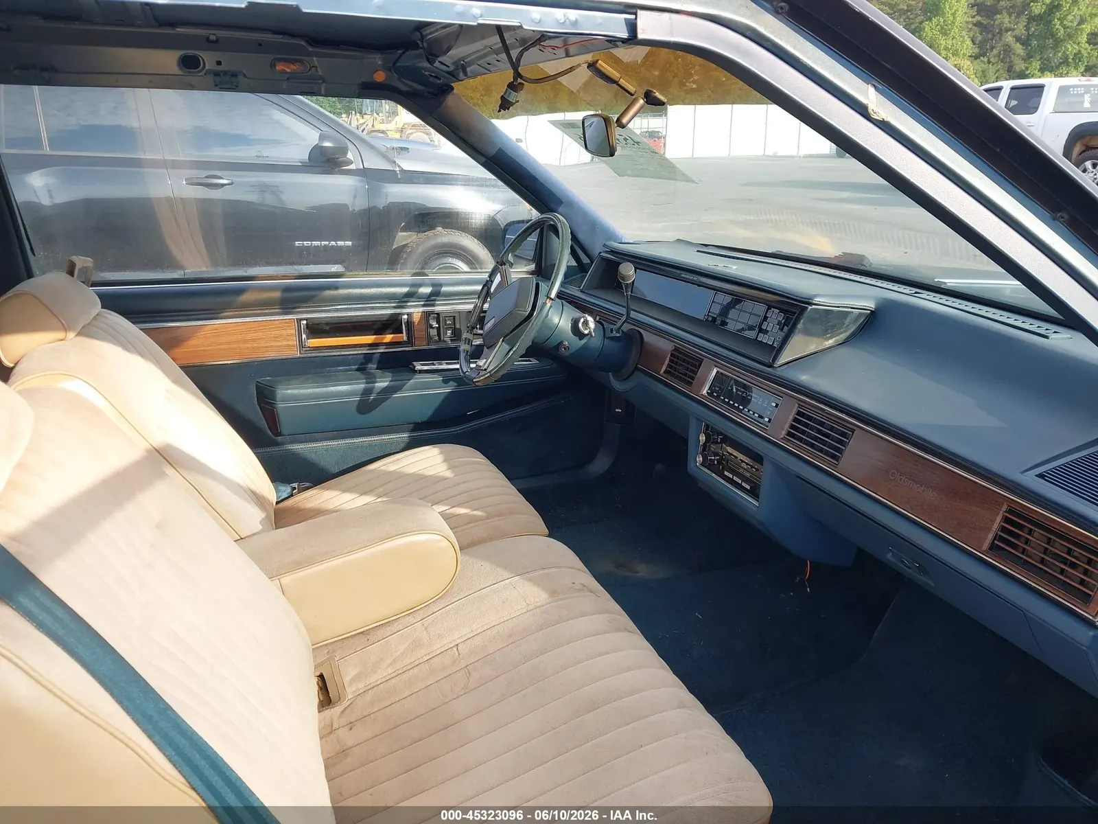 1985 Oldsmobile 98 REGENCY BROUGHAM