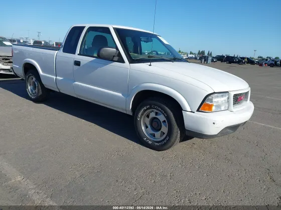 2001 GMC Sonoma SLS w/1SG Pkg