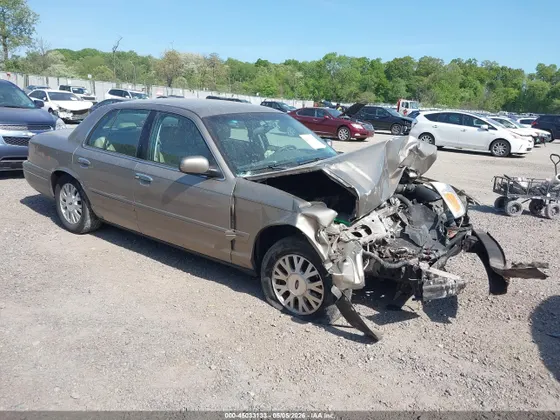 2003 Ford Crown Victoria LX
