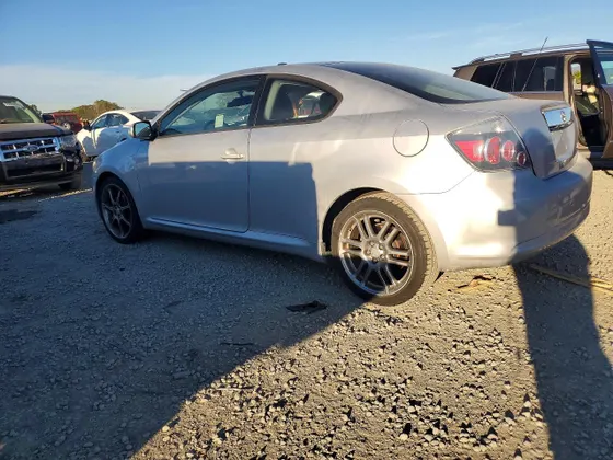 2010 Scion tC