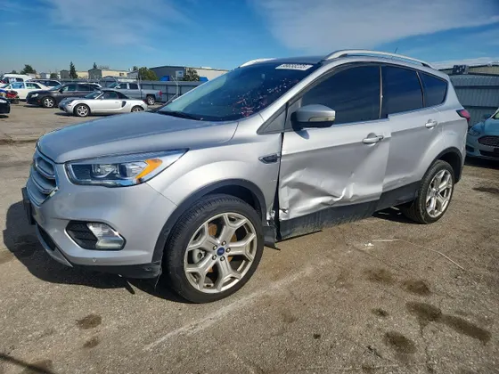 2019 Ford Escape Titanium