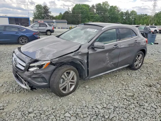 2015 Mercedes-Benz GLA-Class GLA 250