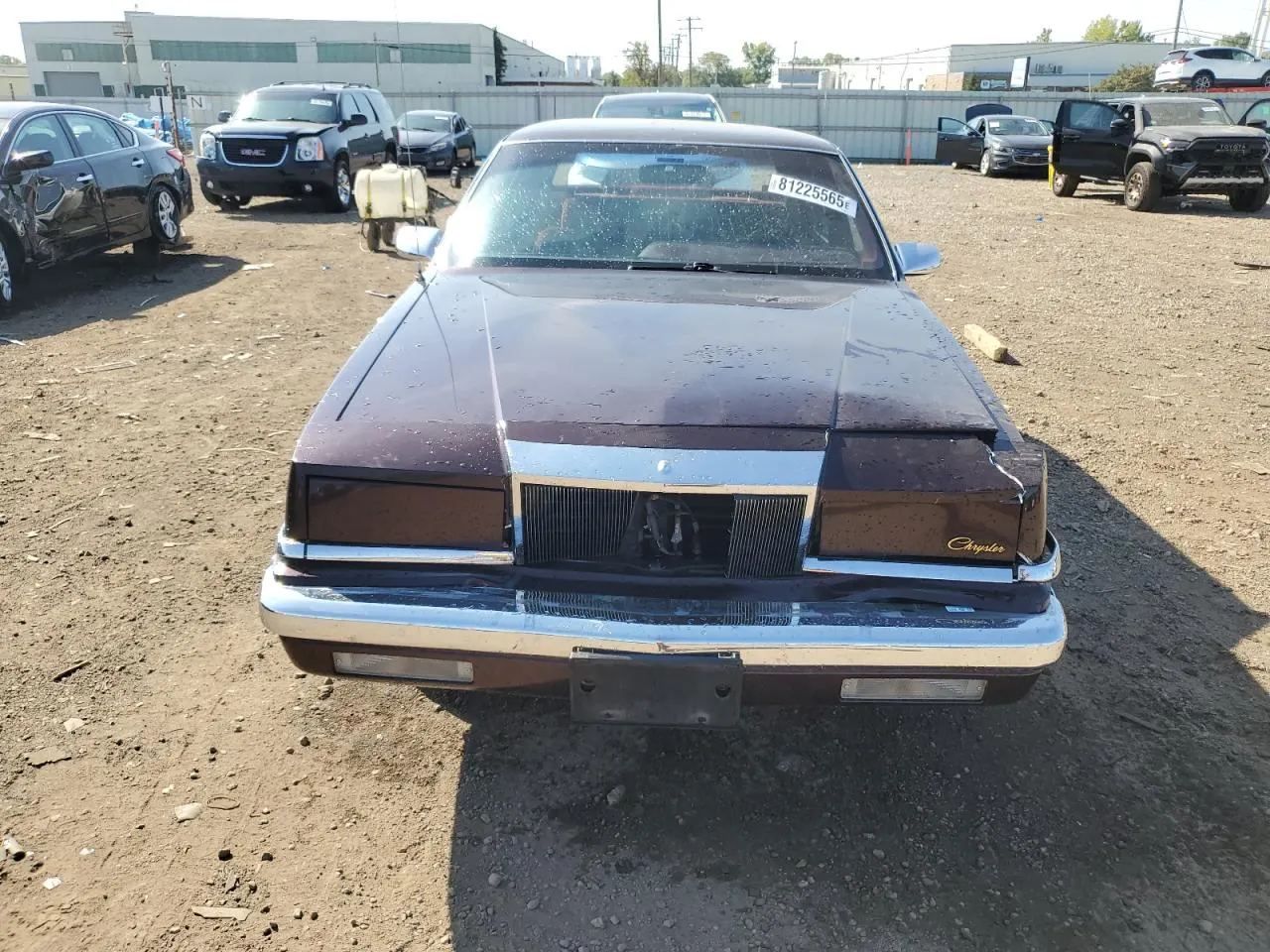 1990 Chrysler New Yorker FIFTH AVENUE