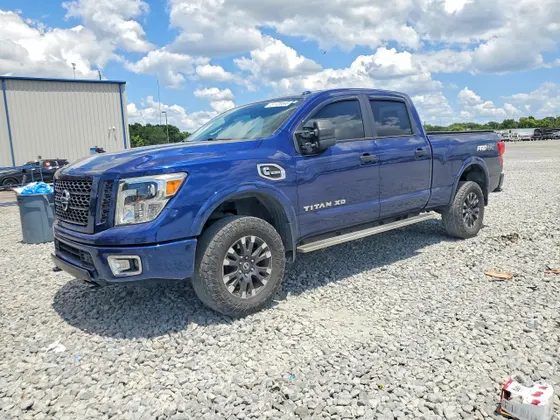 2019 Nissan Titan XD SV