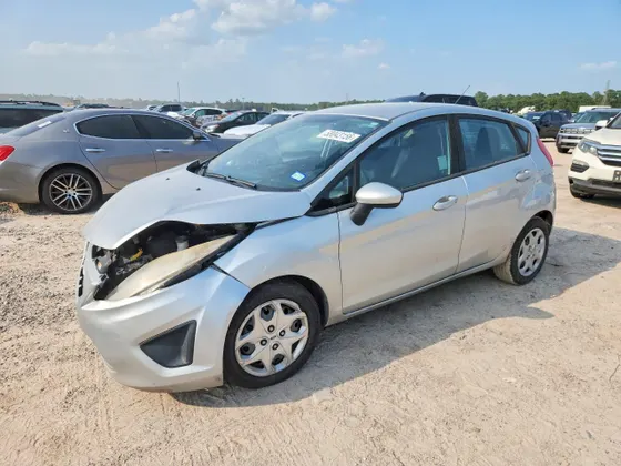 2012 Ford Fiesta SE