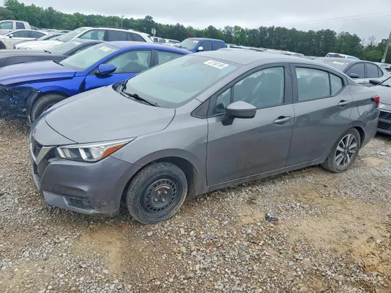 2020 Nissan Versa SV