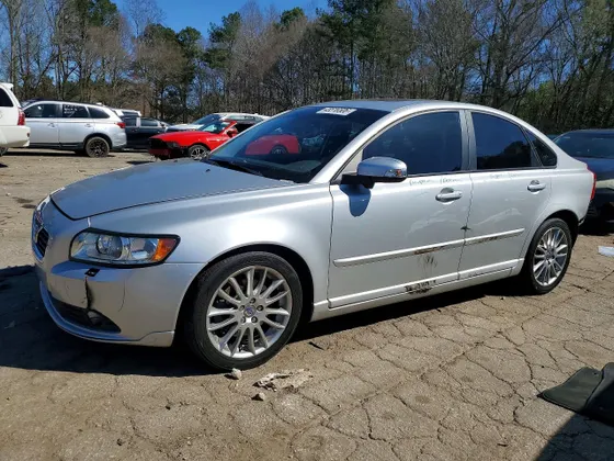 2009 Volvo S40 2.4L