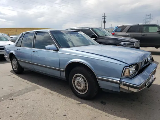 1989 Oldsmobile Delta 88 ROYALE