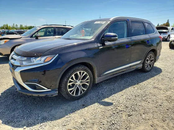 2018 Mitsubishi Outlander ES