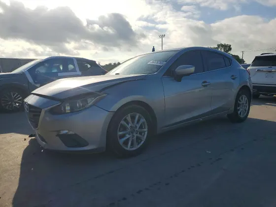 2014 Mazda Mazda3 i Touring