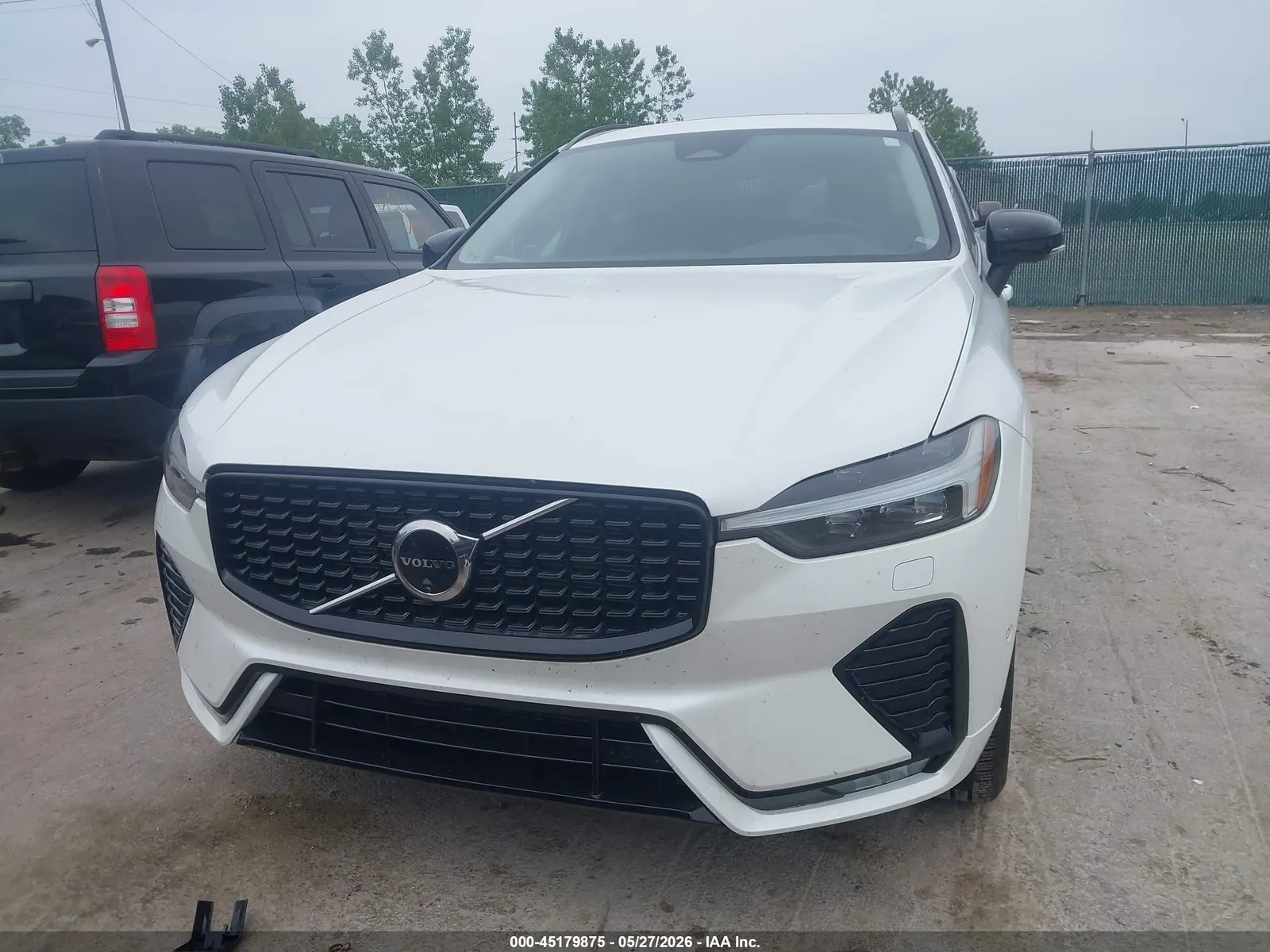 2025 Volvo XC60 Plus