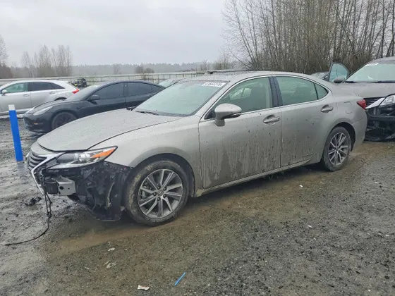 2017 Lexus ES ES 300h